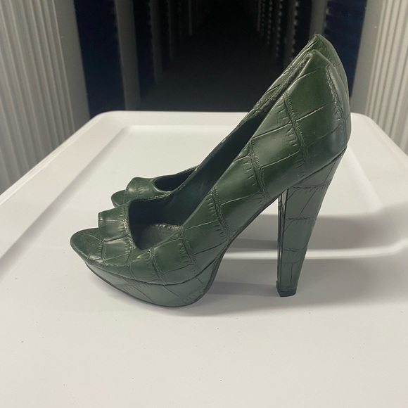 BAMBOO Shoes - Bamboo Green Heel Pump
